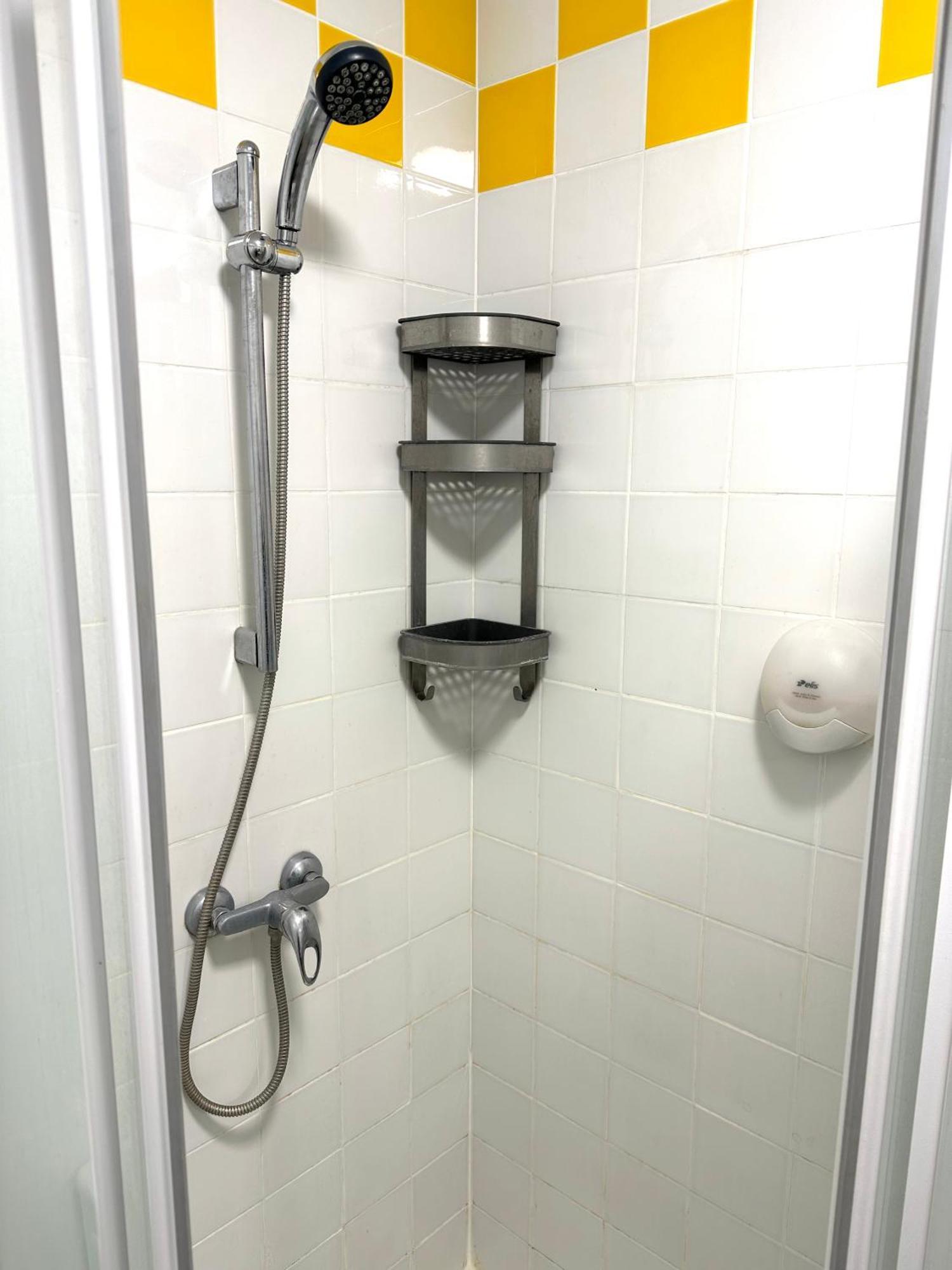 Villa Des Palmiers, Chambre 3, Lit Double ヴィルヌーヴ・シュル・ロット エクステリア 写真