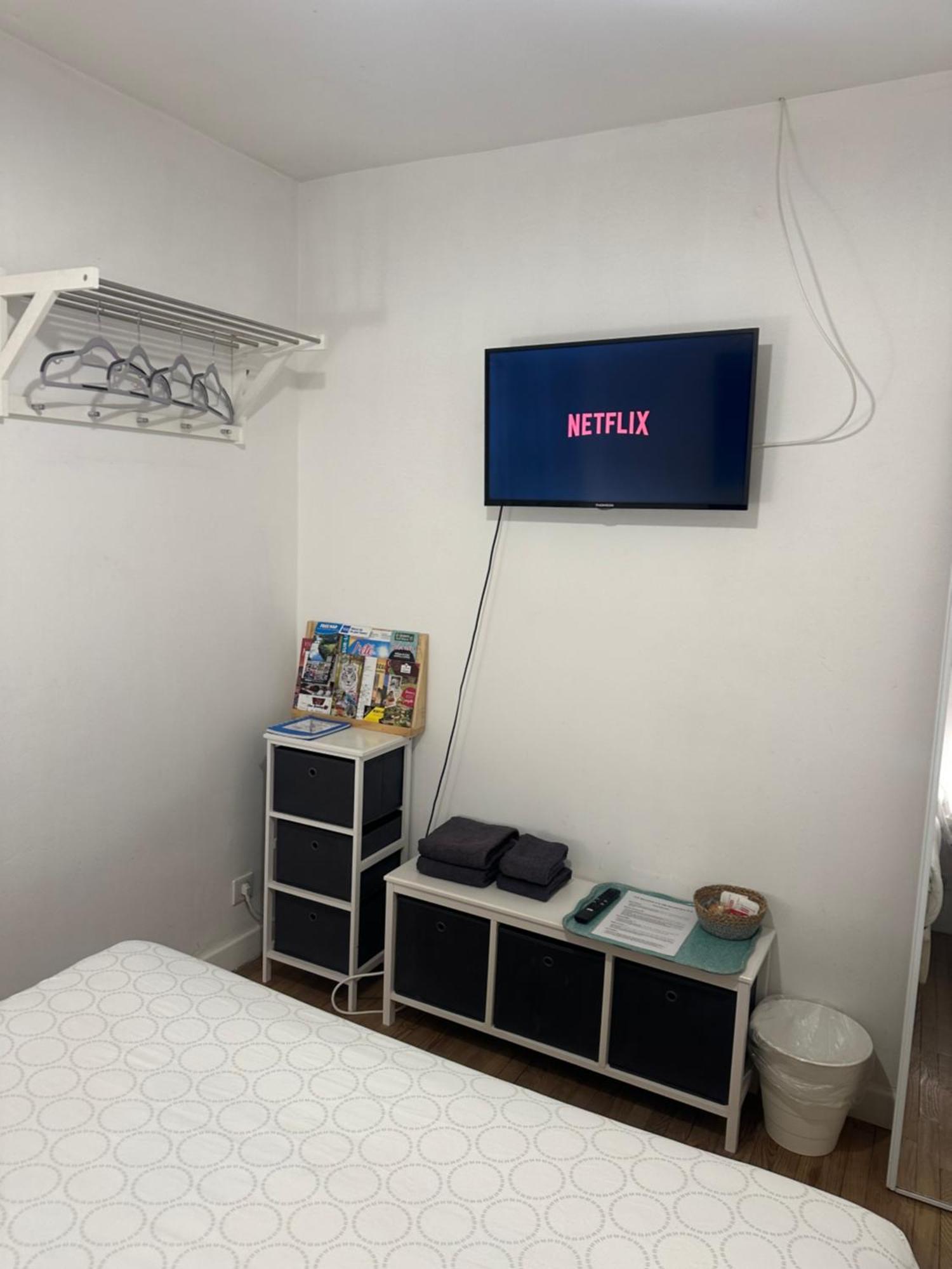 Villa Des Palmiers, Chambre 3, Lit Double ヴィルヌーヴ・シュル・ロット エクステリア 写真